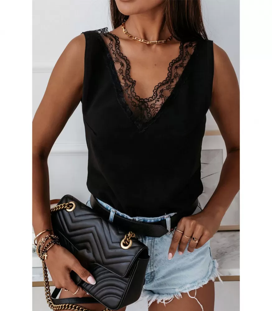 Black lace-collared v-top