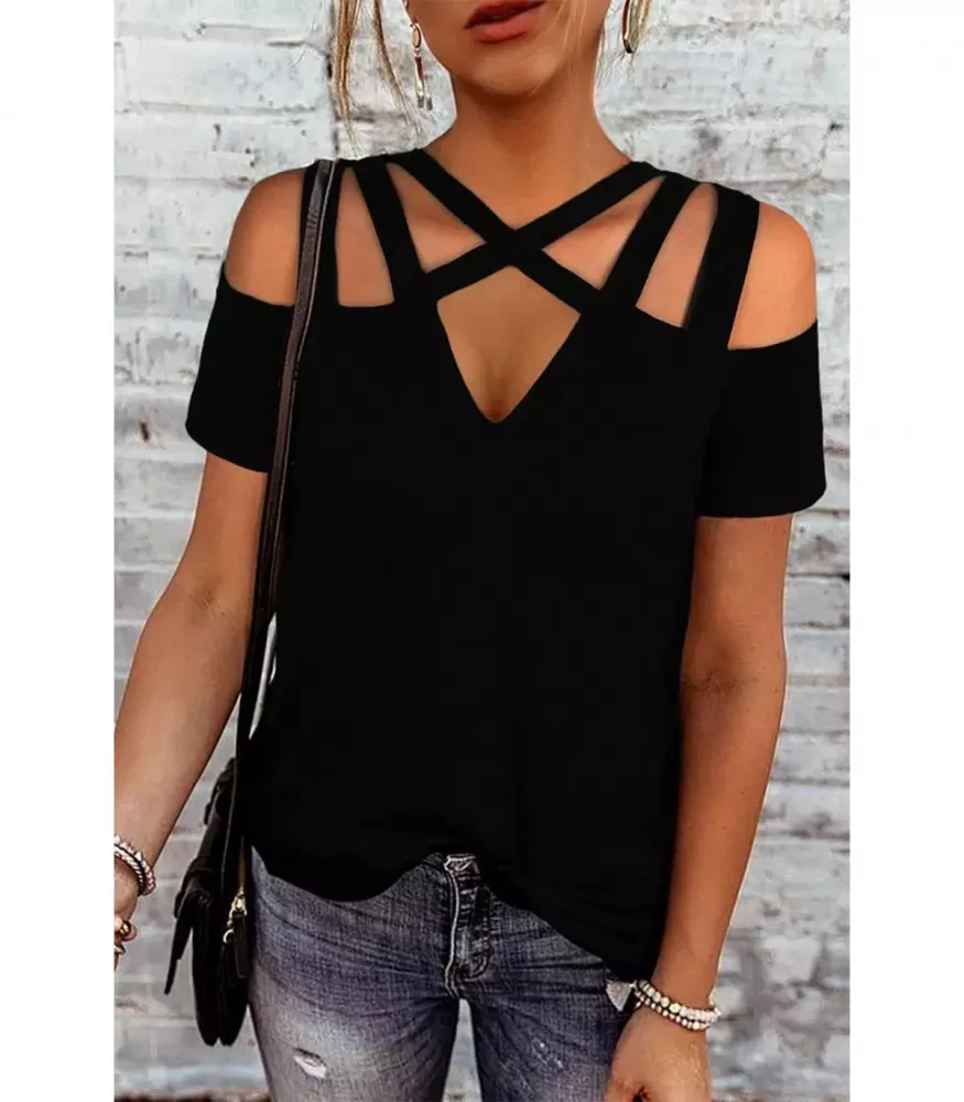 Black lattice decorated short-sleeved v-shirt