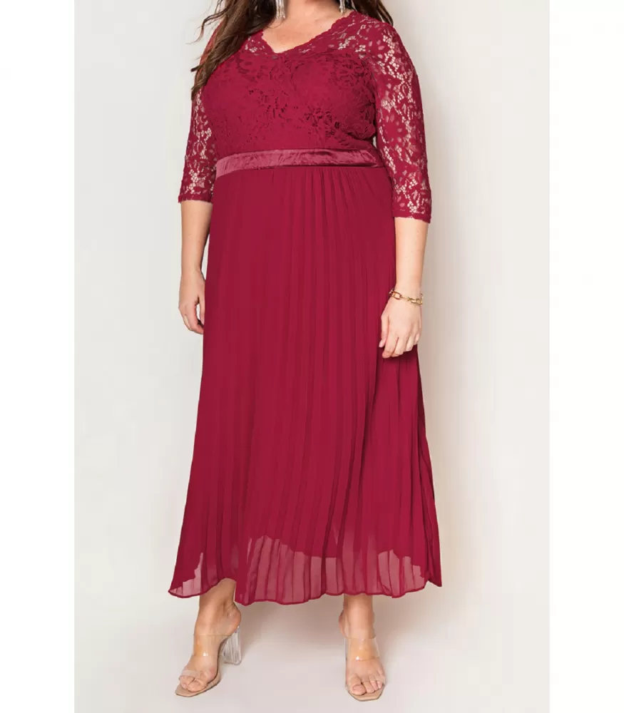 Red lace-trimmed party dress (plus size)