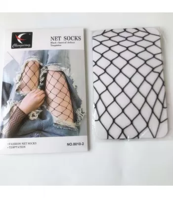 Black big-hole fishnet tights